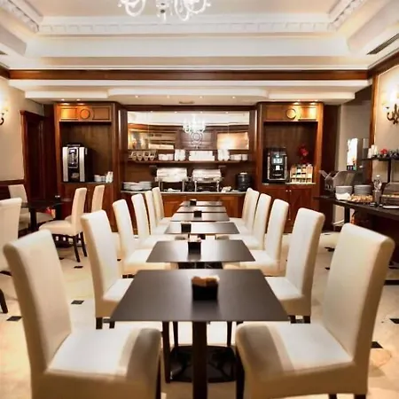 Hotel Lh Andreotti 3*