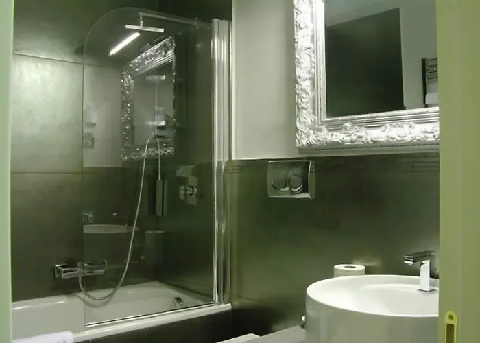 Lh Andreotti Отель Рим