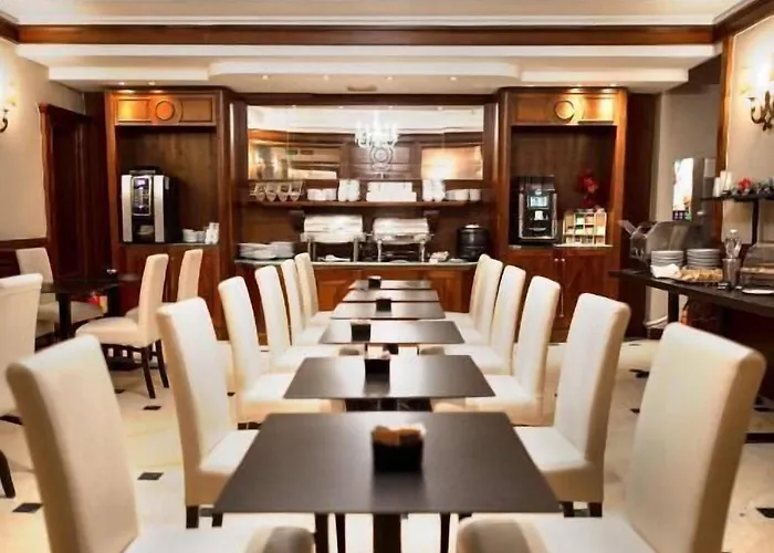 酒店 Lh Andreotti 3*