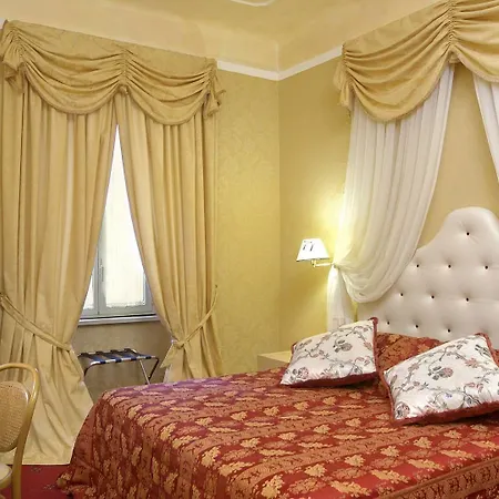 Hotel Lh Andreotti