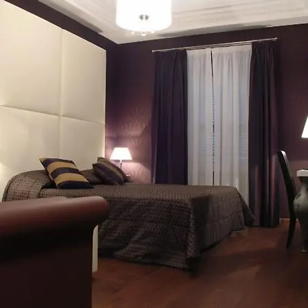Hotel Lh Andreotti 3*