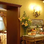 Hotel Lh Andreotti